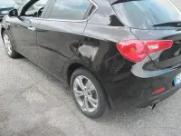 Usata Alfa Romeo Giulietta Exclusive 105 CV (77 kW) 2015 Utilitaria