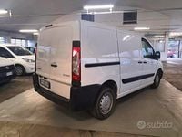 Usata Peugeot Expert 128 CV (94 kW) 2016 Grigio Furgone