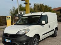 Usata Fiat Doblò 95 CV (69 kW) 2016 Bianco Monovolume