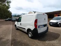 Usata Fiat Doblò 95 CV (69 kW) 2021 Bianco Monovolume