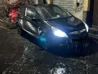 Usata Opel Corsa 75 CV (55 kW) 2010 Nero Utilitaria