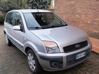 Usata Ford Fusion 68 CV (50 kW) 2008 Grigio Utilitaria