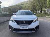 Usado Peugeot 5008 Allure 131 CV (96 kW) 2019 Blanco SUV