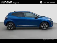 Usata Renault Clio V Techno 91 CV (66 kW) 2025 Blu Berlina