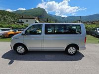 Usata VW Caravelle Comfortline 150 CV (110 kW) 2023 Grigio Monovolume