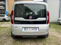 Usata Fiat Doblò Lounge 120 CV (88 kW) 2019 Grigio Monovolume