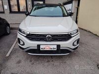 Käytetty VW T-Roc Style 110 HP (80 kW) 2024 Peessi Katumaasturi