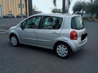 Usata Renault Modus 90 CV (66 kW) 2008 Grigio Monovolume