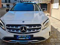 Usata Mercedes GLA200 136 CV (100 kW) 2019 Bianco SUV