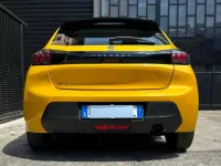 Usata Peugeot 208 Active 75 CV (55 kW) 2023 Giallo Utilitaria