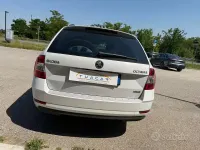 Usata Skoda Octavia G-TEC Style 131 CV (96 kW) 2020 Bianco Station wagon