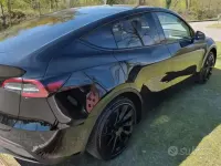 Usata Tesla Model Y 88 kW (120 CV) 2022 Nero SUV