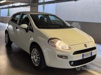 Usata Fiat Punto 78 CV (57 kW) 2017 Bianco Utilitaria