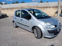 Usata Renault Modus 68 CV (50 kW) 2008 Argento Monovolume