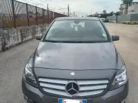 Usata Mercedes B180 95 CV (69 kW) 2013 Grigio Utilitaria
