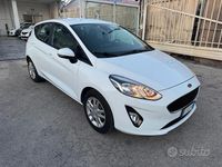 Usata Ford Fiesta 86 CV (63 kW) 2019 Bianco Utilitaria