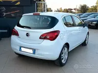 Usata Opel Corsa 90 CV (66 kW) 2016 Bianco Utilitaria
