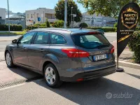 Begagnad Ford Focus Titanium 95 HK (69 kW) 2016 Grå Kombi