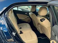 Usata Mercedes GLA200 136 CV (100 kW) 2017 Bluazzurro SUV