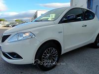 Usata Lancia Ypsilon 84 CV (61 kW) 2016 Beige Utilitaria