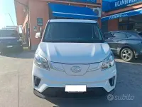 Usata Maxus eDeliver 3 39 kW (54 CV) 2023 Bianco Furgone