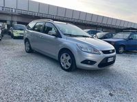 Begagnad Ford Focus Titanium 90 HK (66 kW) 2008 Grå Kombi