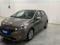 Usata Peugeot 208 95 CV (69 kW) 2014 Utilitaria