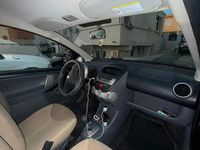 Usata Peugeot 107 68 CV (50 kW) 2007 Grigio Utilitaria