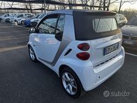 Usata Smart ForTwo Cabrio Pulse 84 CV (61 kW) 2012 Bianco Cabrio