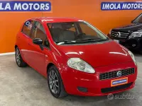 Usata Fiat Grande Punto Sport 90 CV (66 kW) 2007 Rosso Utilitaria
