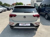 Usata VW T-Roc Style 110 CV (80 kW) 2023 Grigio SUV