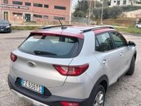 Usata Kia Stonic Style 100 CV (73 kW) 2020 Grigio SUV