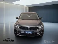 Usata VW T-Roc Edition 116 CV (85 kW) 2024 Grigio SUV