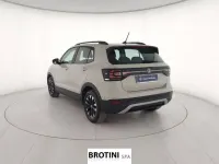 Usata VW T-Cross Style 110 CV (80 kW) 2023 Grigio metallizzato SUV