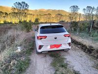Usata VW T-Roc R-line 116 CV (85 kW) 2024 Beige SUV