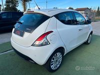 Usata Lancia Ypsilon Gold 69 CV (50 kW) 2013 Bianco Utilitaria