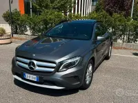 Usata Mercedes GLA200 136 CV (100 kW) 2016 Grigio SUV