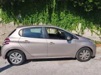 Usata Peugeot 208 82 CV (60 kW) 2012 Bronzo Utilitaria