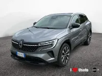 Usata Renault Clio Techno 200 CV (147 kW) 2023 Grigio Utilitaria