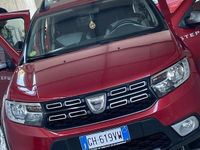 Usata Dacia Sandero 90 CV (66 kW) 2017 Rosso Utilitaria