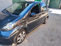 Usata Toyota Aygo 67 CV (49 kW) 2008 Grigio Utilitaria