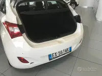 Usata Hyundai i30 Classic 97 CV (71 kW) 2014 Bianco Berlina
