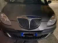 Usata Lancia Ypsilon 69 CV (50 kW) 2004 Marrone Utilitaria