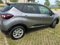 Usata Renault Captur 90 CV (66 kW) 2019 Grigio SUV