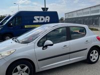 usata Peugeot 207 5p 1.4 16v One-Line