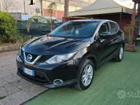 Usata Nissan Qashqai N-Vision 110 CV (80 kW) 2017 Nero SUV