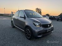 Usata Smart ForFour 70 CV (51 kW) 2014 Grigio Utilitaria