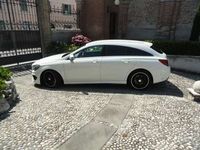 usata Mercedes CLA220 Shooting Brake - 220 d Premium Dark Night auto