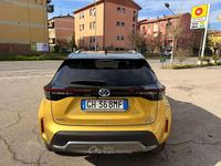 Usata Toyota Yaris Cross 92 CV (67 kW) 2022 Oro SUV