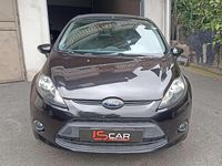 Usata Ford Fiesta 71 CV (52 kW) 2011 Nero Utilitaria